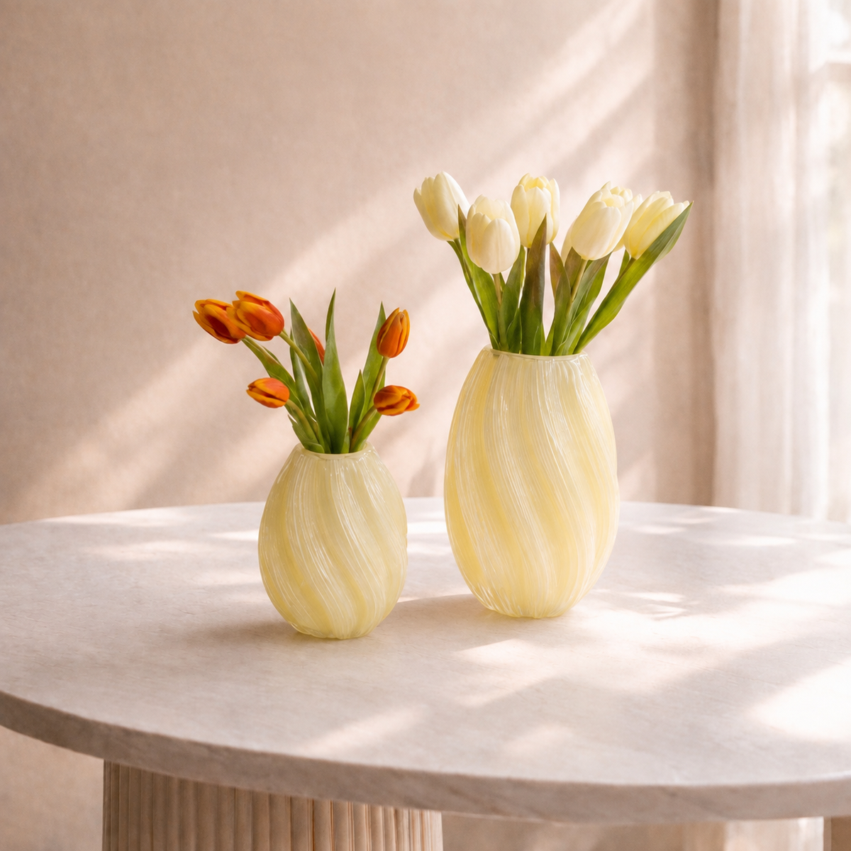Ceramic vase with wavy texture 
